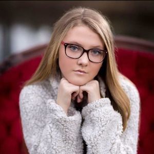 Meet your Posher, Sheridanfaith